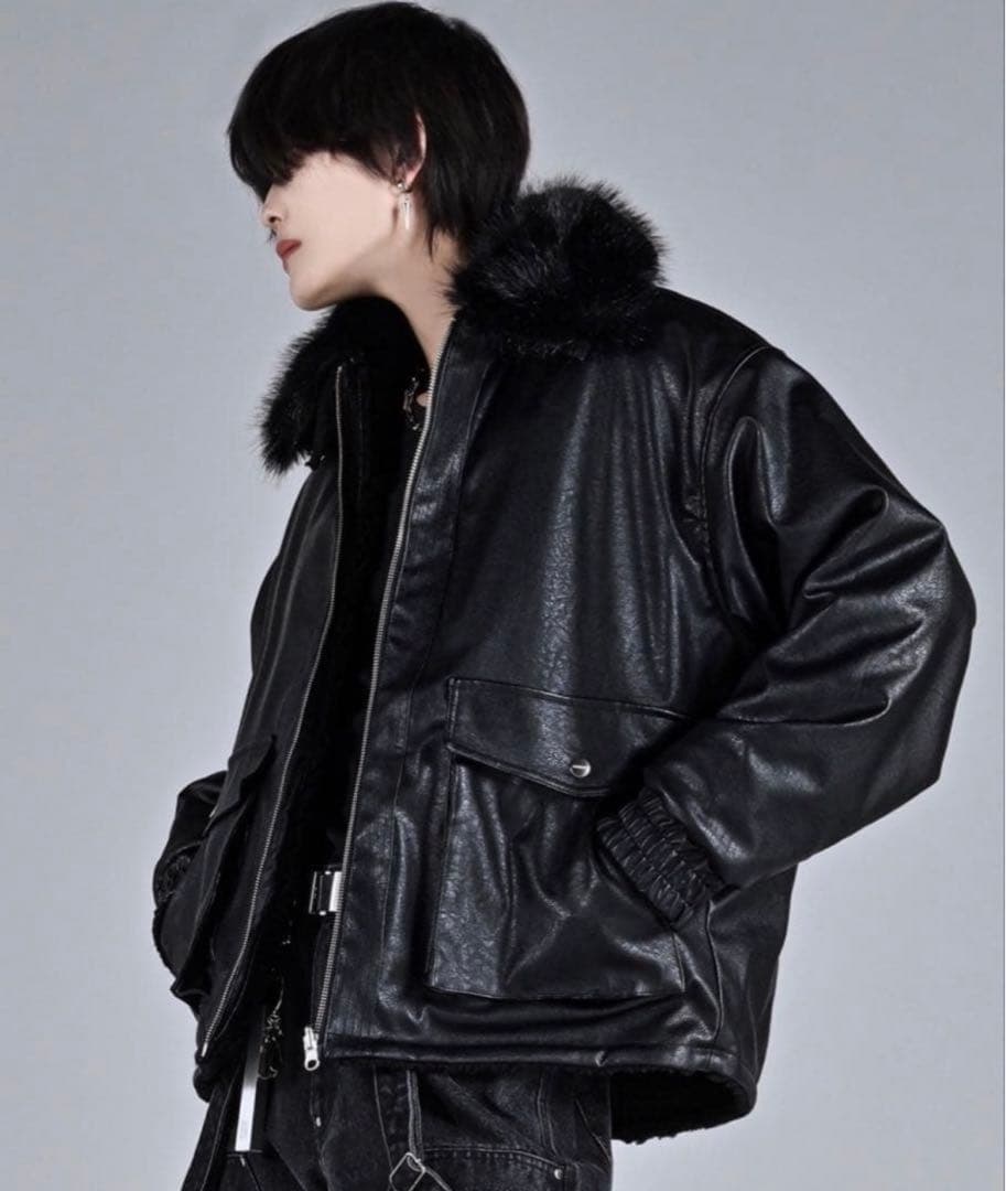 ジャケット・アウター ADRER The B-3 Reversible Fur Blouson