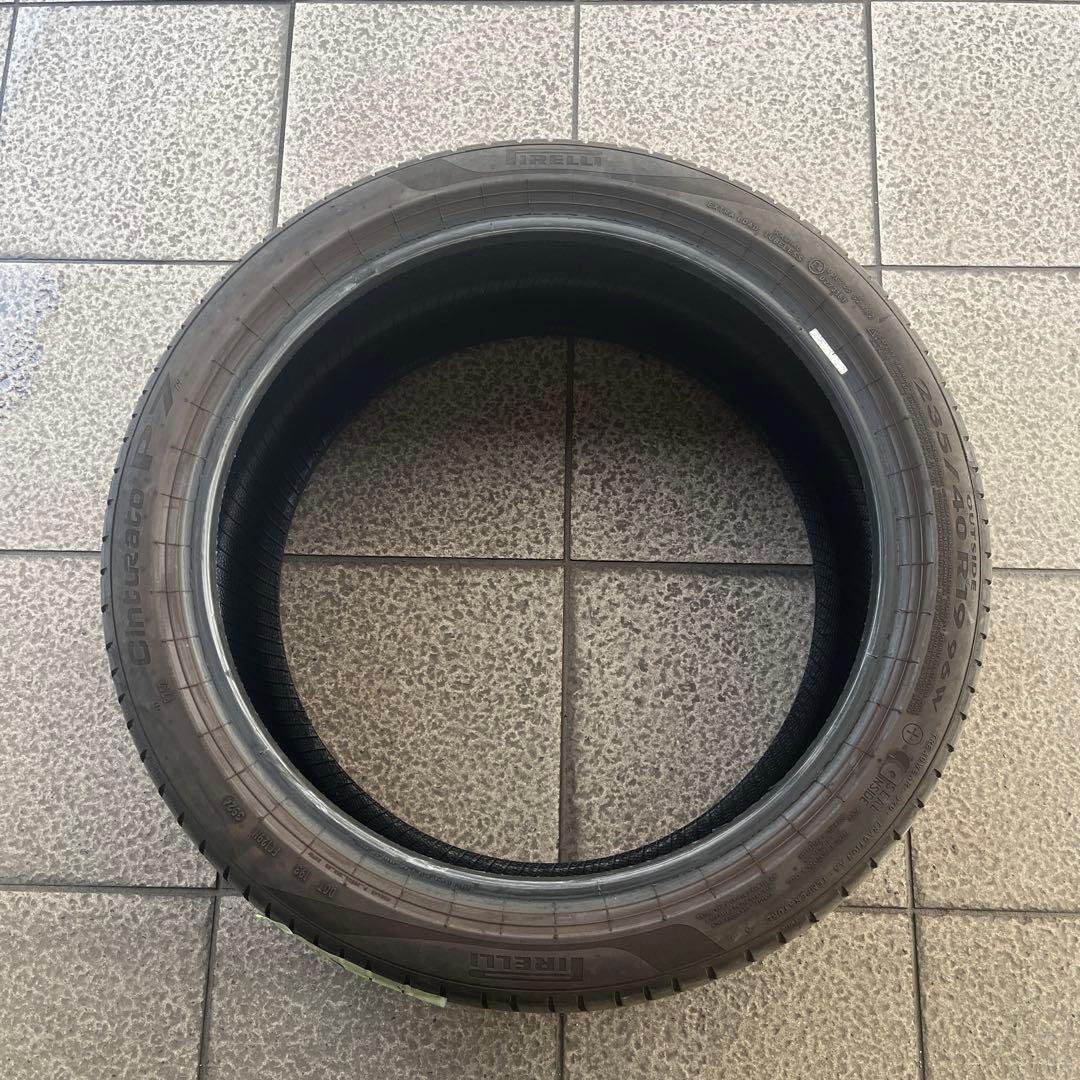 Pirelli Cinturato P7 235/40R19 4本セット