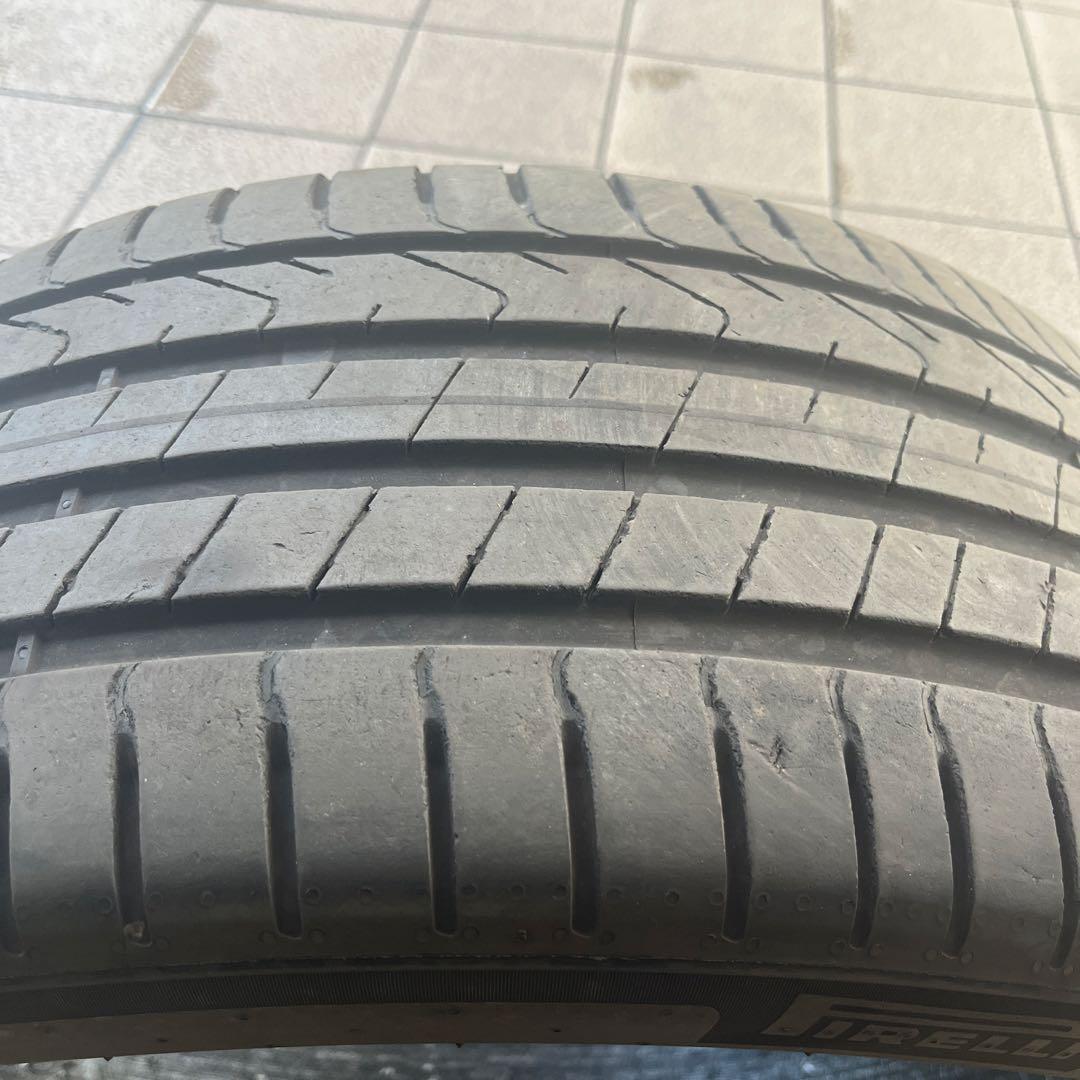 Pirelli Cinturato P7 235/40R19 4本セット