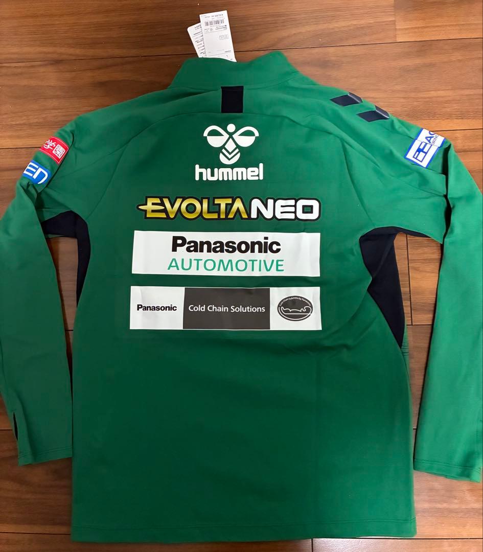 ガンバ大阪　PROトレーニングハーフジップトップ　サイズL 新品タグ付 値下げ