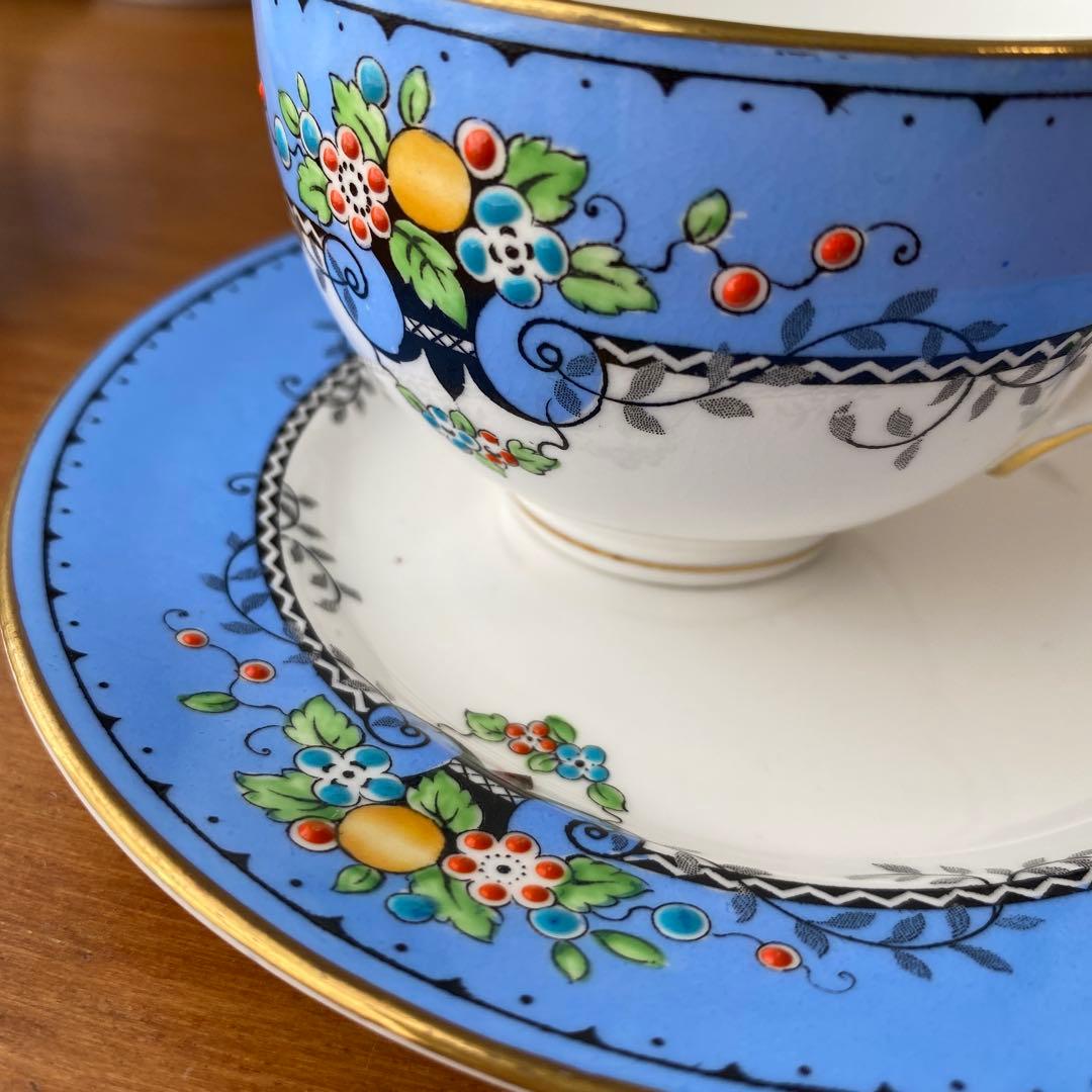 クラウンスタッフォードシャー カップ　ソーサー　プレート　エナメルが可愛いトリオ