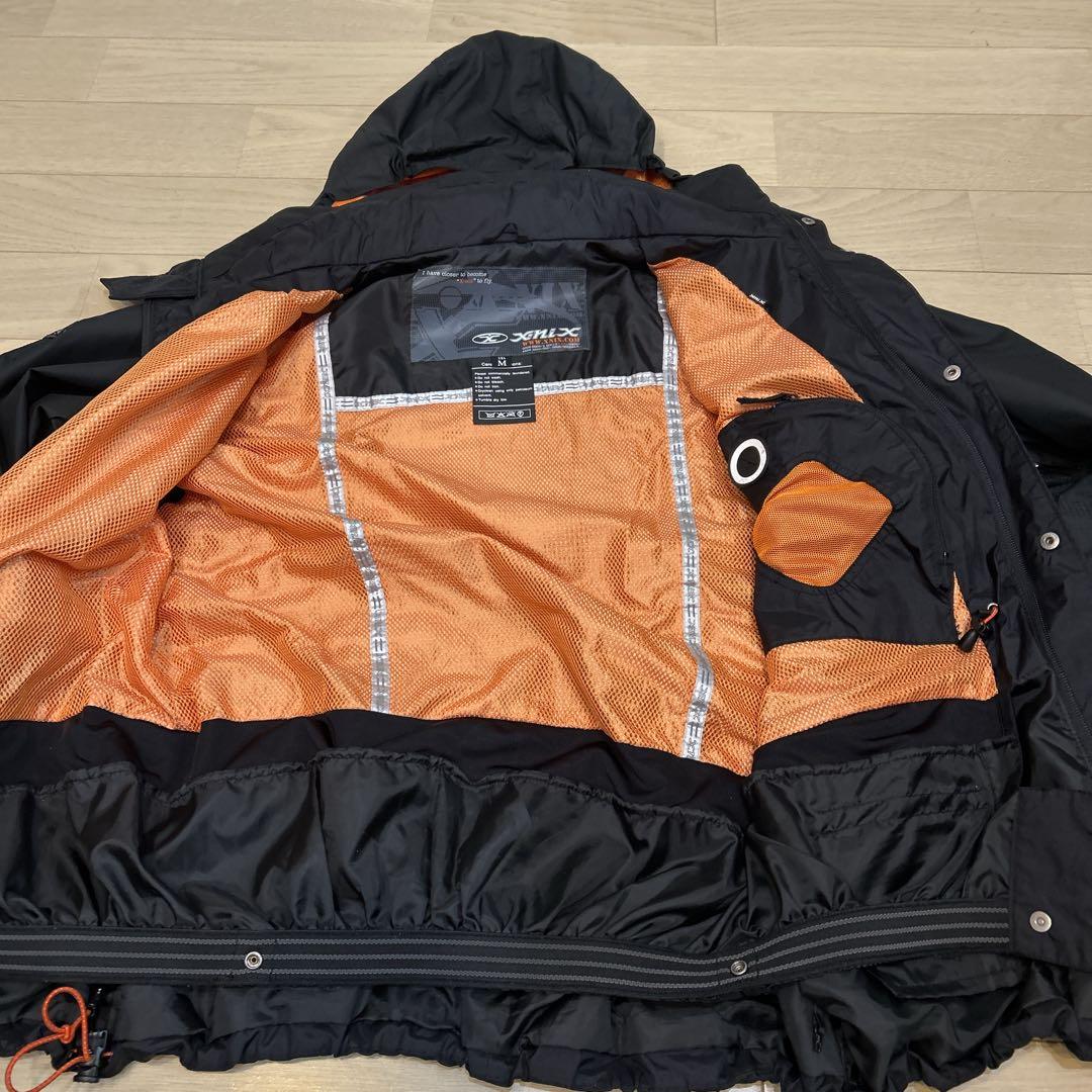 45000円！X-nix スノーボードウェア 上下セット ブラック