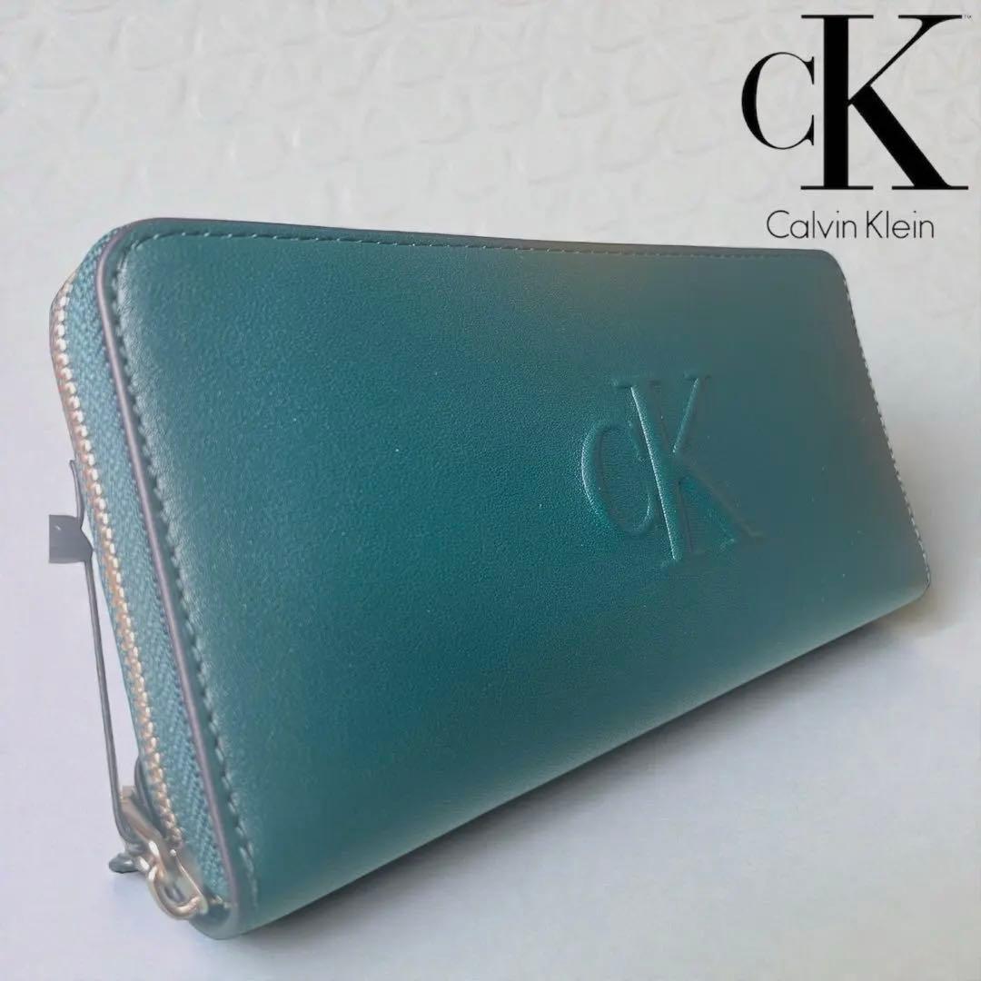 カルバンクライン   長財布 ラウンドジップ 箱付き 緑