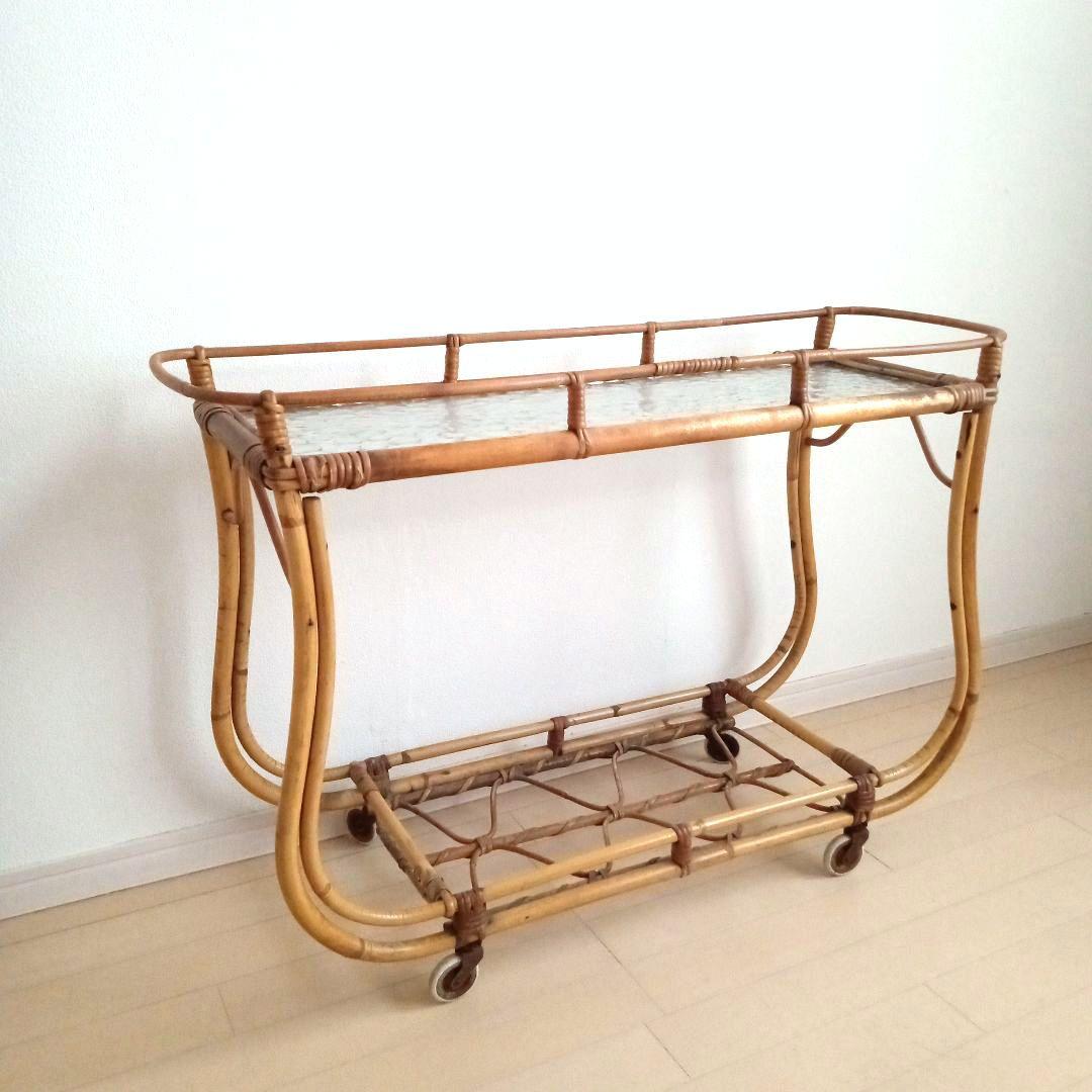 ラタンとガラスのフラワースタンド キャスター付き スウェーデン 北欧