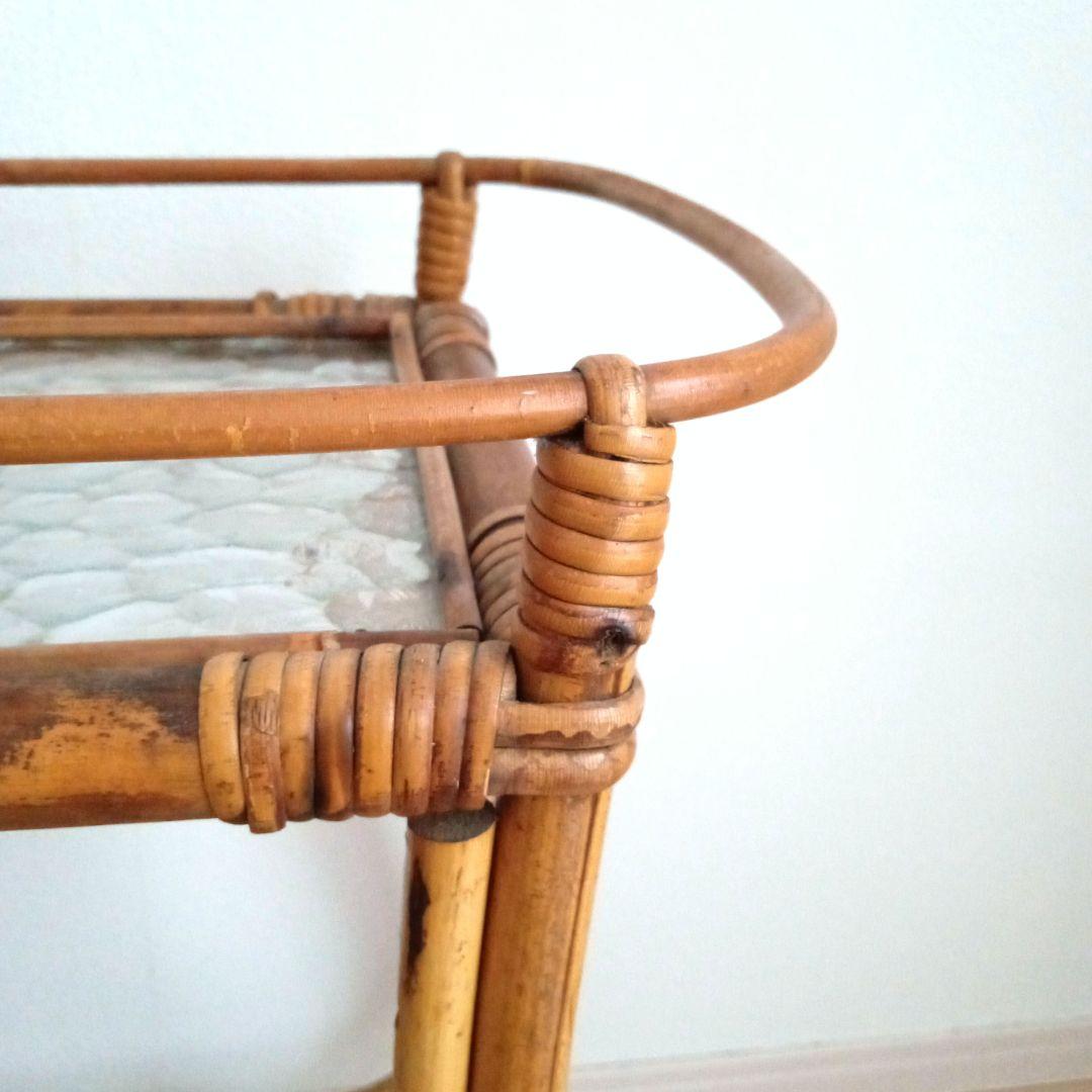 ラタンとガラスのフラワースタンド キャスター付き スウェーデン 北欧