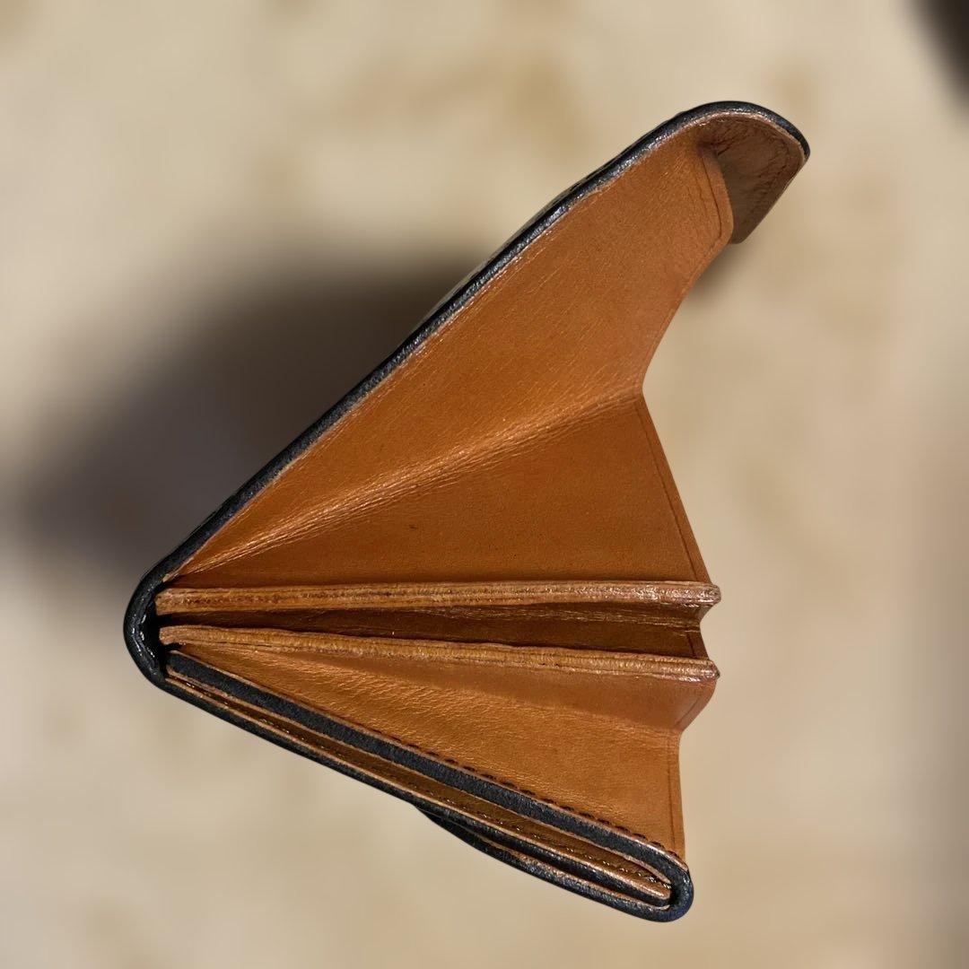 BEER BELLY Dフラップ長財布 レザー製 黒 スナップボタン式