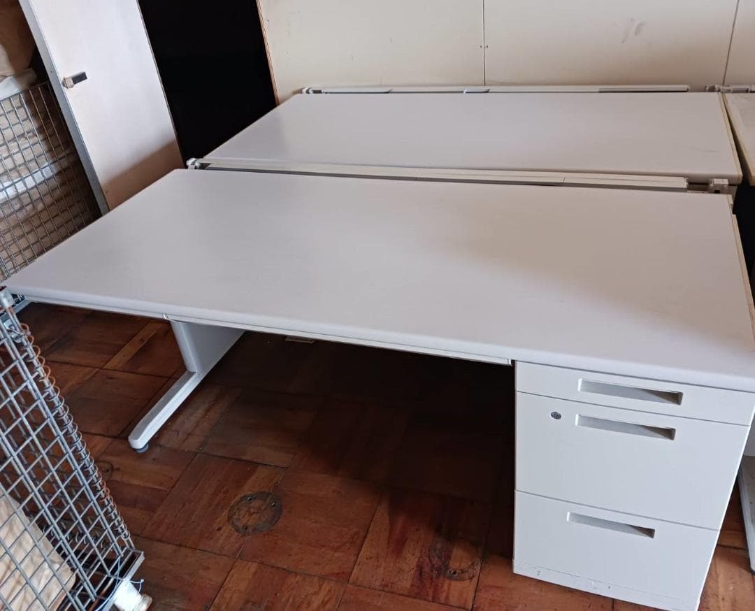 岩手県花巻市《引取限定》KOKUYO　オフィスデスク　2台　現状品