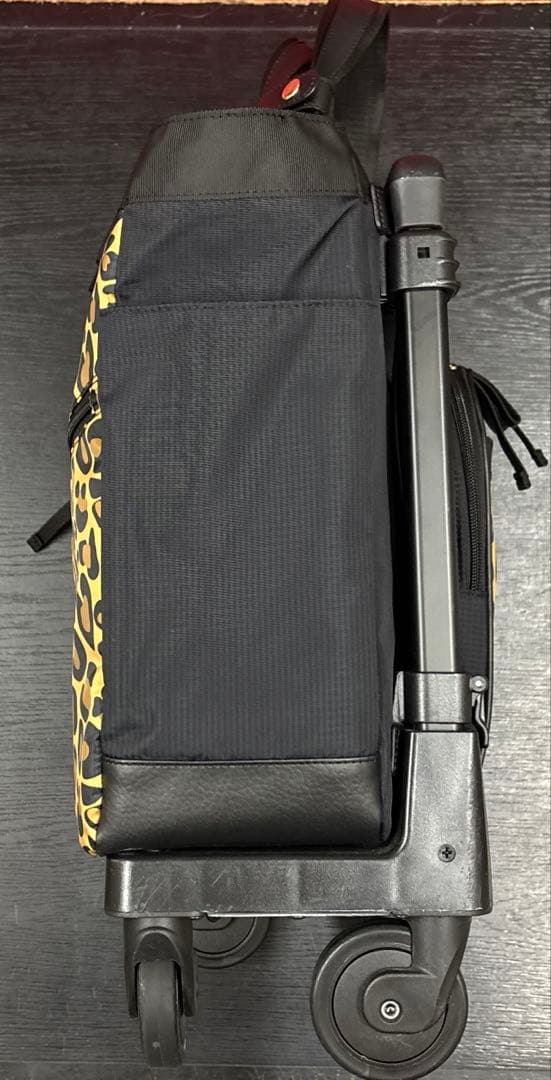 スワニー　キャリーバッグ　ヒョウ柄