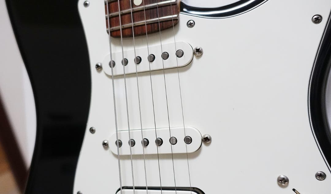 美品 実戦仕様 Fender Player Stratocaster MX 黒