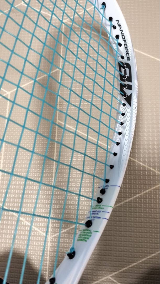 YONEX ナノフォース8V