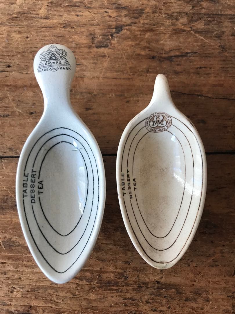 レア　イギリスアンティーク　メジャースプーン　2つセット