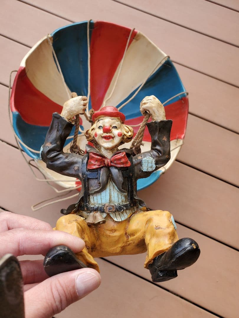 アンティークピエロ