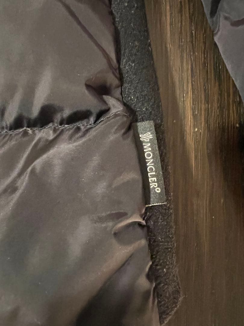 モンクレール　リアルファーウールレイヤードダウンジャケット