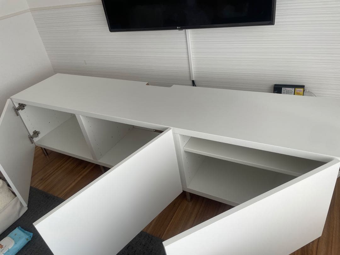 IKEA ベストー　テレビボード　白