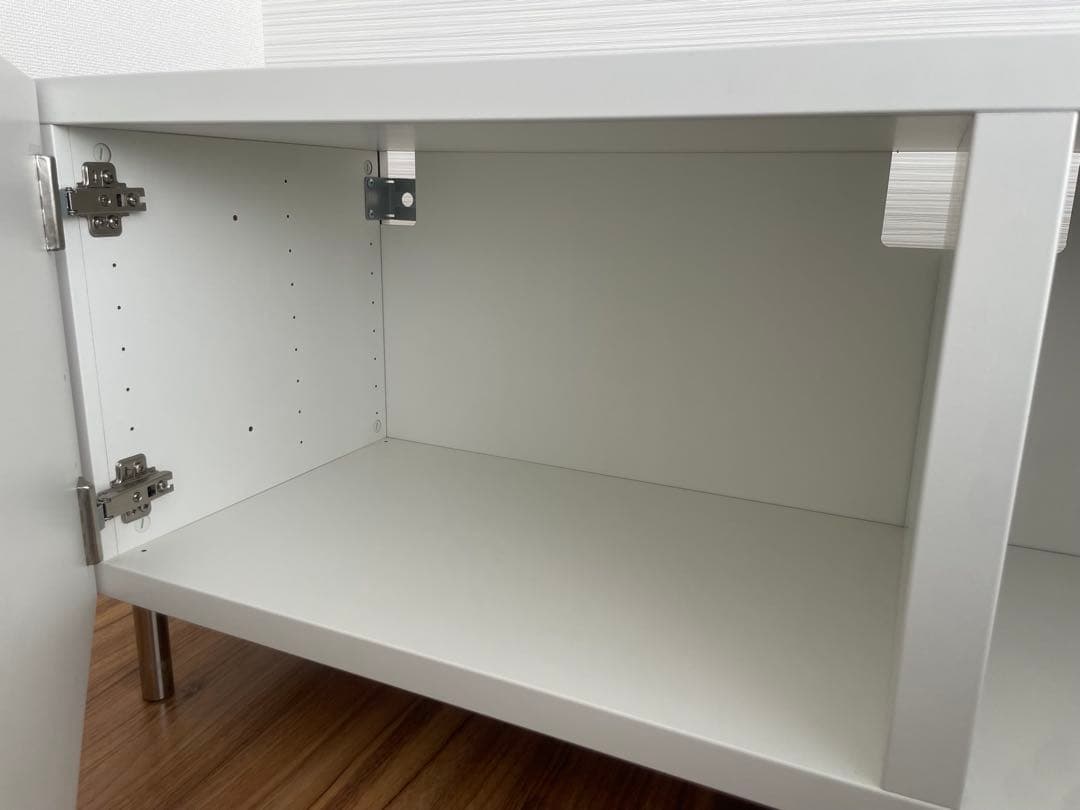 IKEA ベストー　テレビボード　白