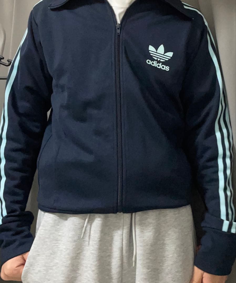 【最終値値下げ】adidasトラックジャケット XLネイビー
