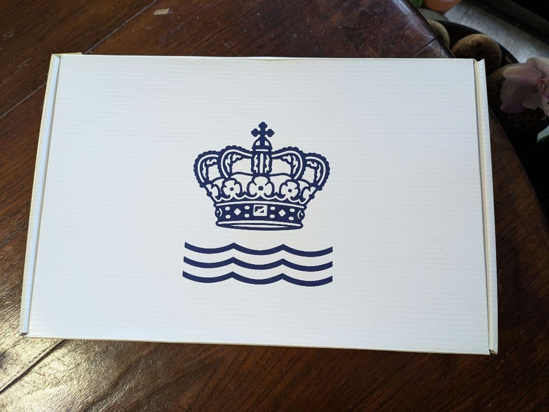 レアデザイン！2枚ペア　ロイヤルコペンハーゲン ブルーフルーテッドメガ　オーバル