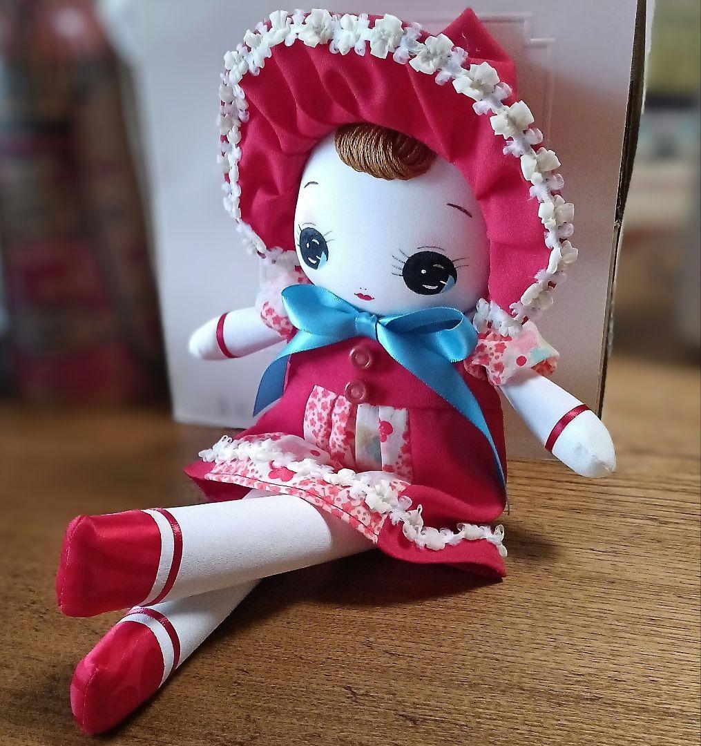 文化人形　ブラブラ人形　レトロモダン:花柄ドレスの布製ドール