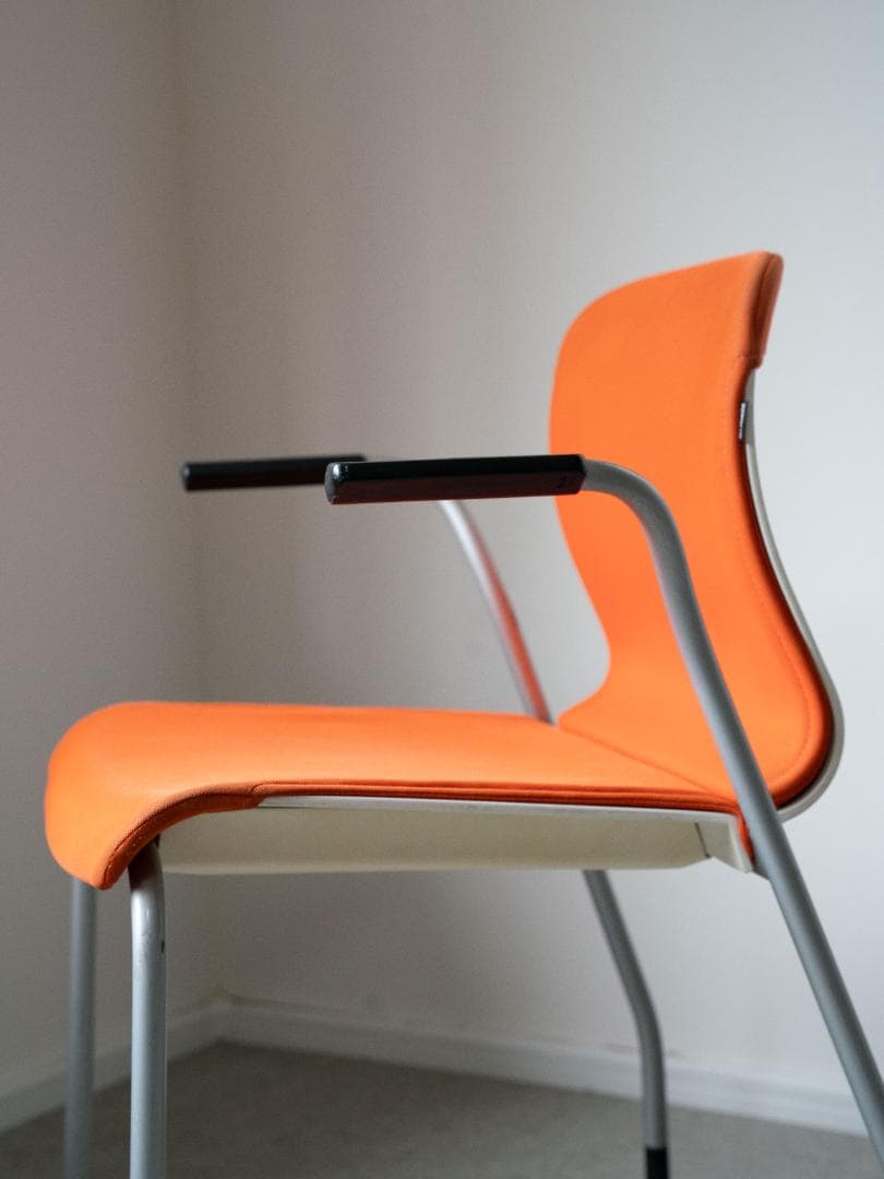 00's KOKUYO \"ALINA/C\"チェア モダン スペースエイジデザイン