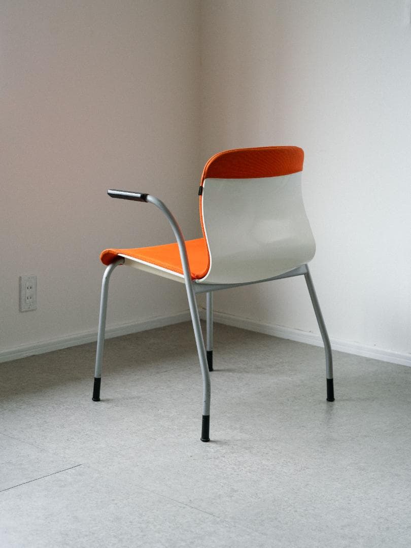 00's KOKUYO \"ALINA/C\"チェア モダン スペースエイジデザイン