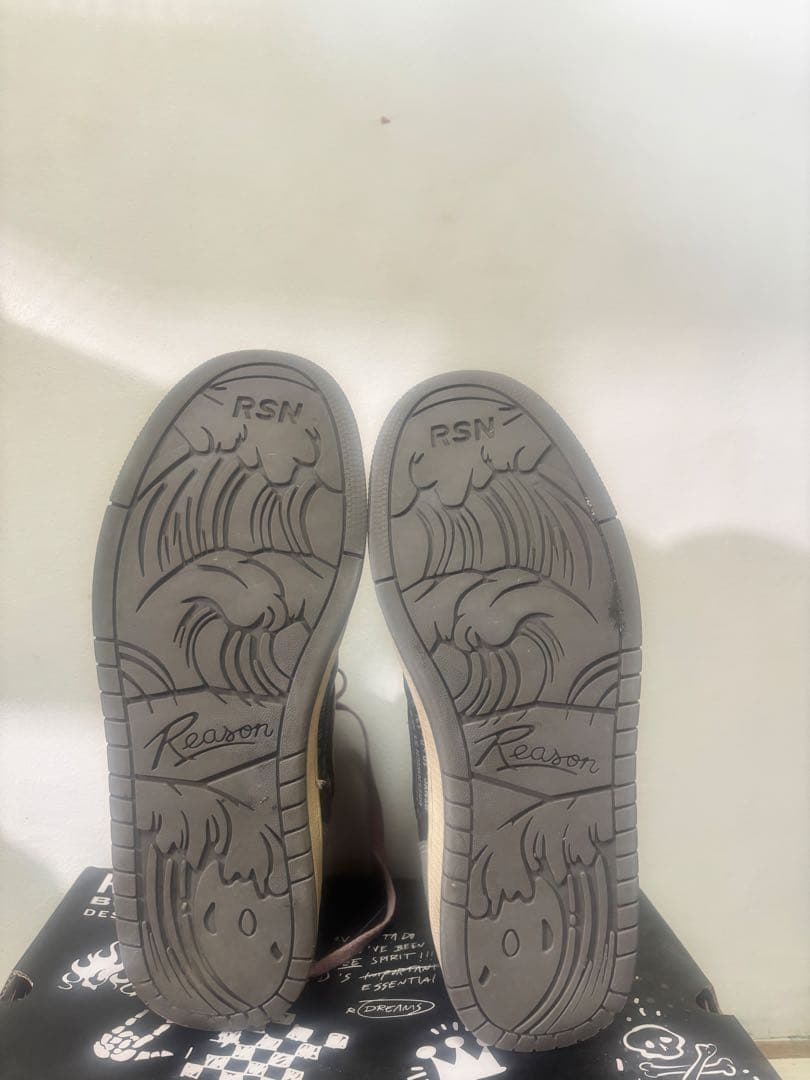 【箱付REASON CLOTHING ハイカットスニーカー スカル グラフィック