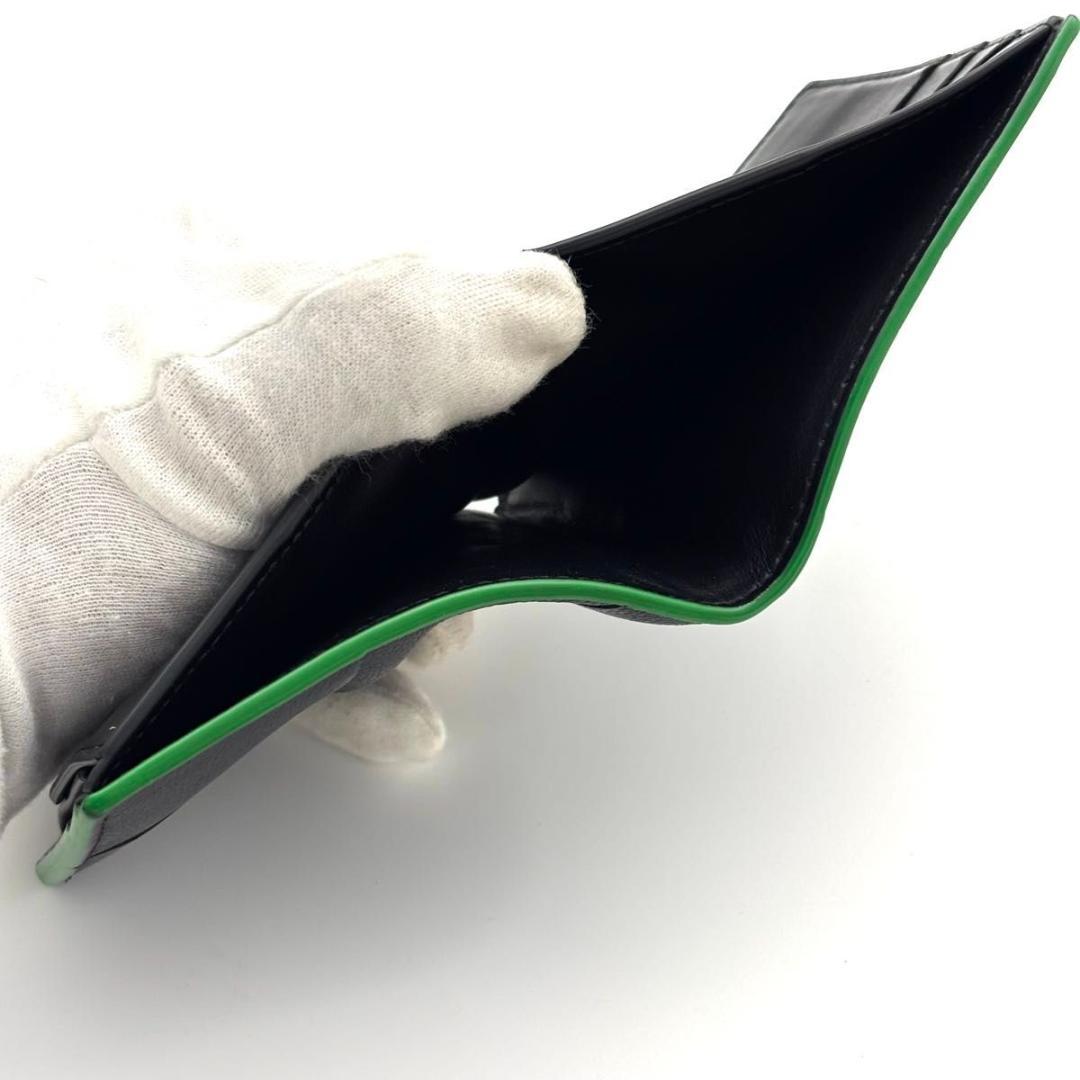 【最高級美品】ボッテガヴェネタ カセット ２つ折り財布 ブラック グリーン