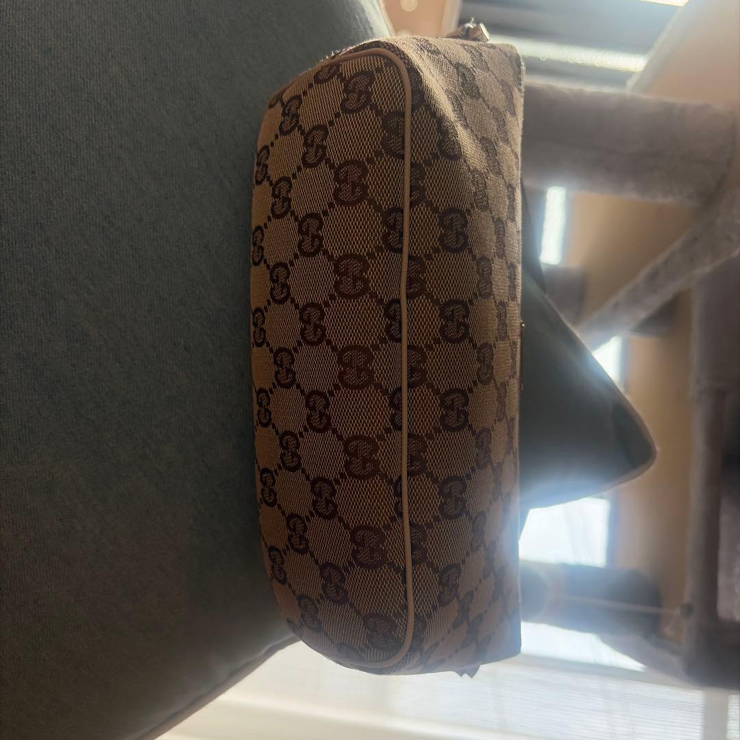 GUCCI GGキャンバスポーチ ベージュ/ブラウン　ほぼ未使用
