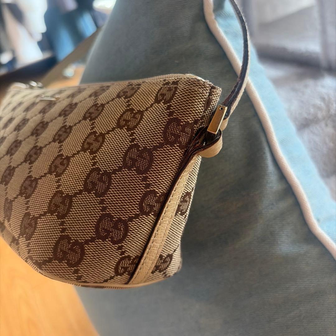 GUCCI GGキャンバスポーチ ベージュ/ブラウン　ほぼ未使用