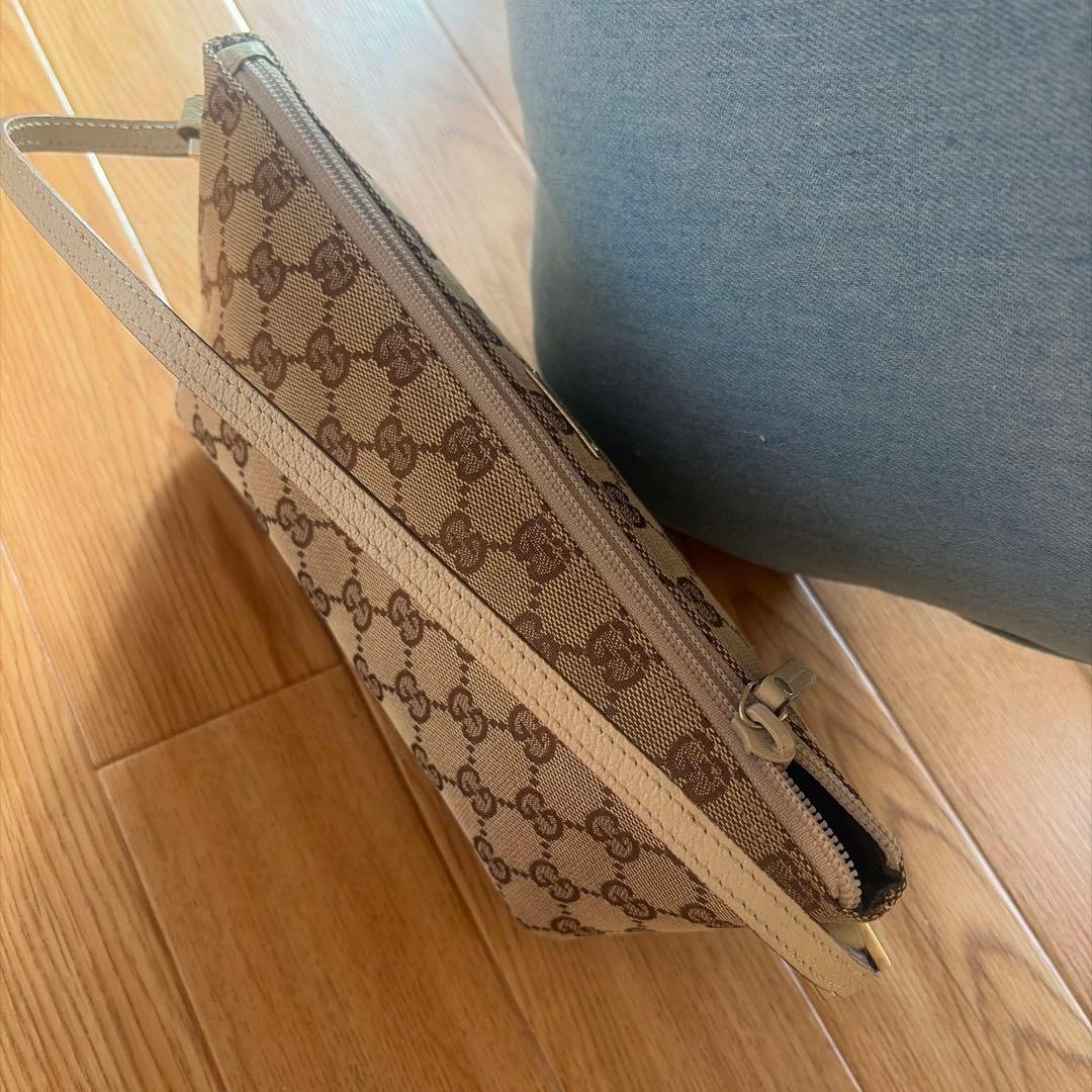 GUCCI GGキャンバスポーチ ベージュ/ブラウン　ほぼ未使用