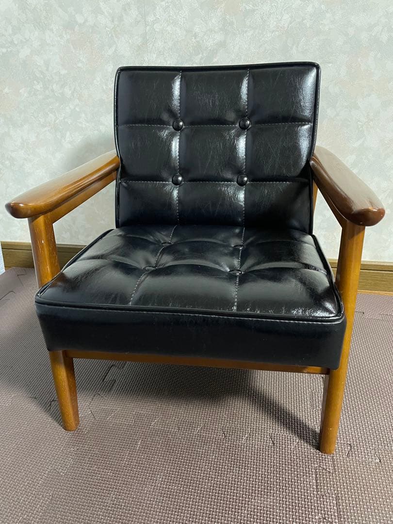 カリモク60 Kチェアミニ　子供用 1人掛けソファ 黒