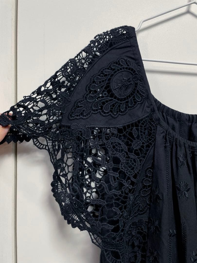 いちご　GRACE CONTINENTAL カットワーク　サロペット