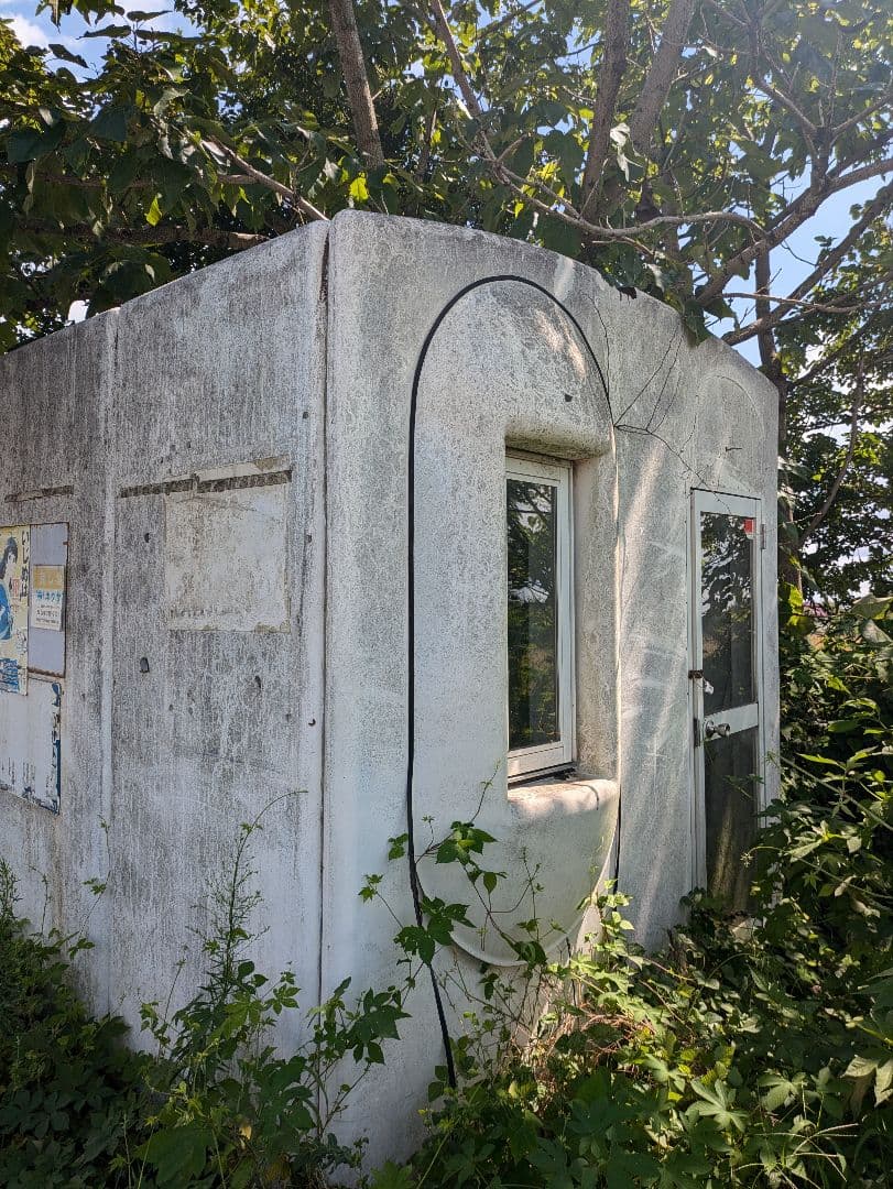 【埼玉引取限定】レトロ☆プレハブ❓ハウス