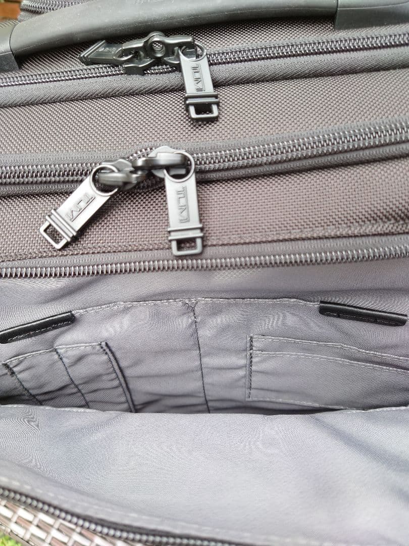 極美品✨TUMI トゥミ コンパクト 4ウィール ブリーフケース 機内持ち込み可