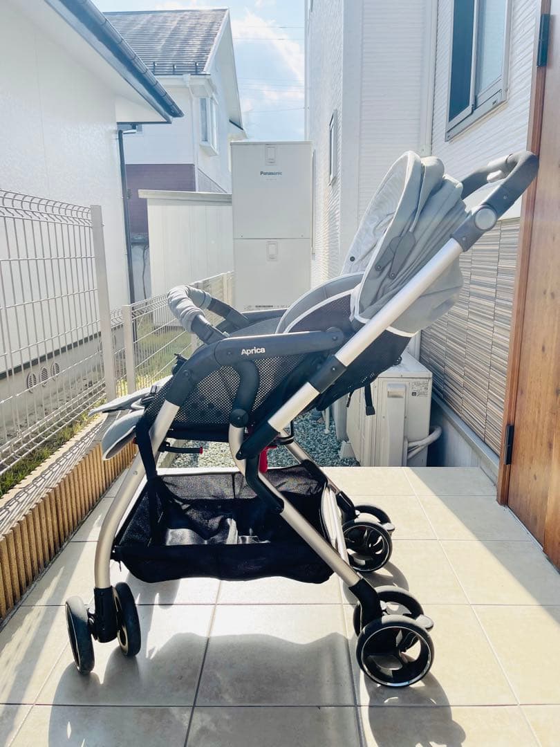 Aprica ベビーカー グレー ほぼ未使用