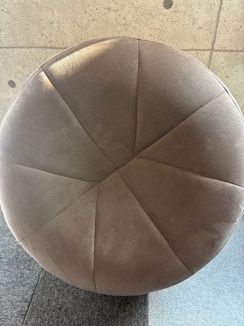 ligne roset グレーオットマン