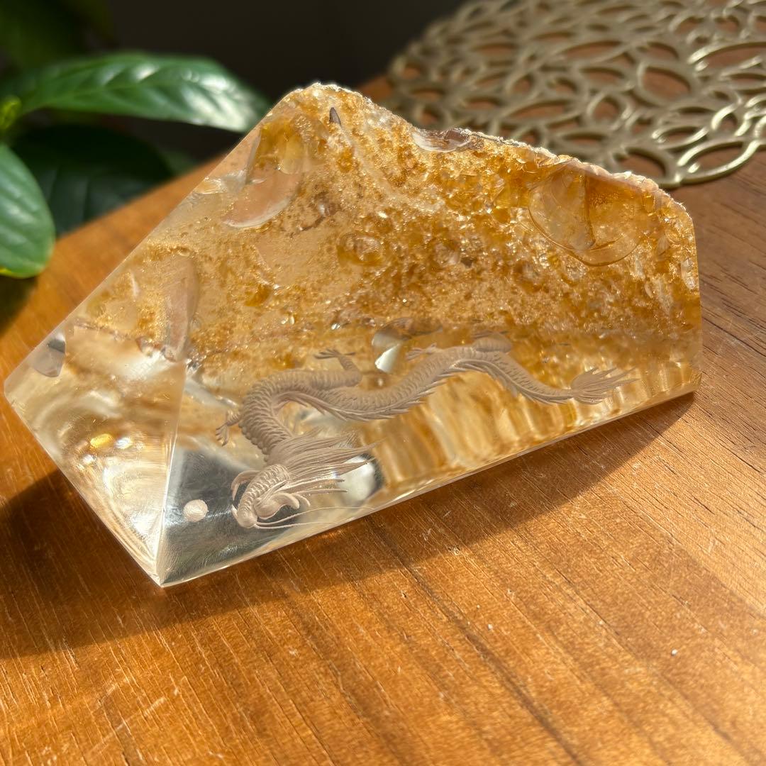 天然石 ガーデンクォーツ 皇帝龍彫り191g