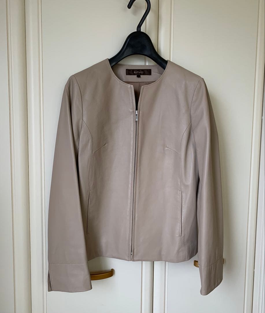 ベージュ ラムレザージャケット