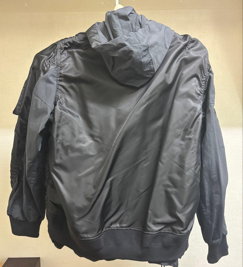 たた sacai nike ボンバージャケット