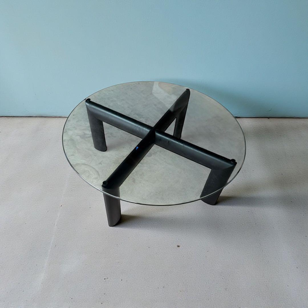 コルビジェ　リプロダクト　ガラス天板　ダイニングテーブル　二人暮らし