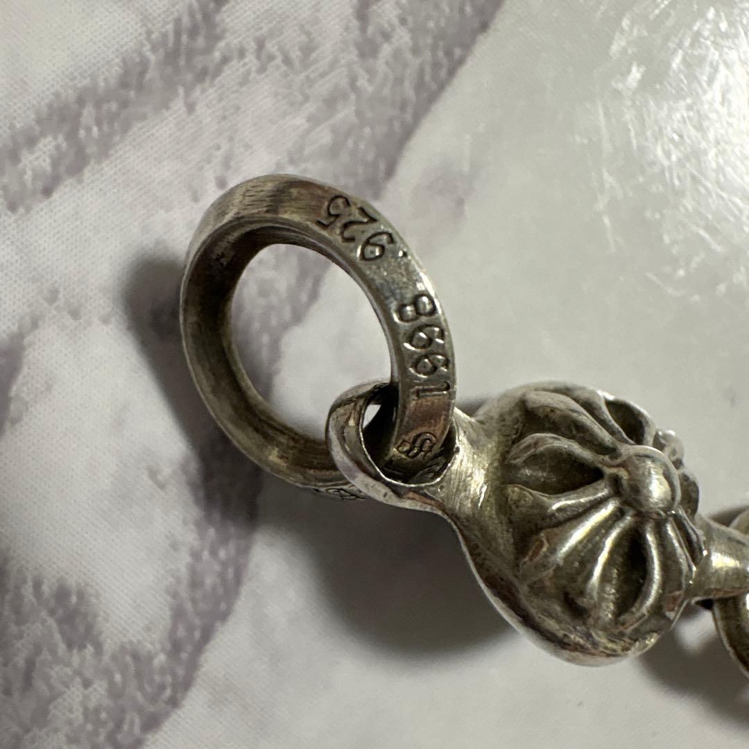 期間限定 クロムハーツ 1ボールタイニーCHクロスチャーム