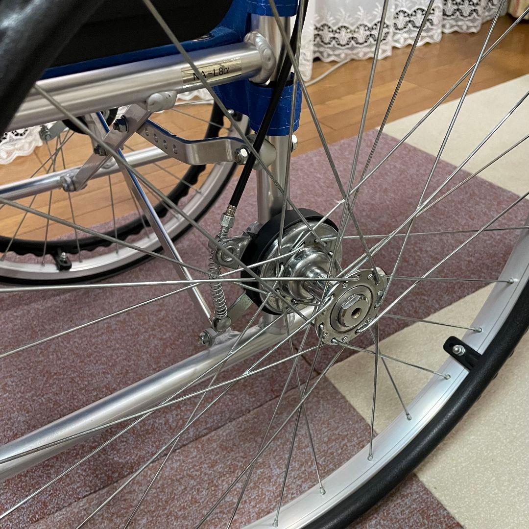 ♿️自走式 車椅子 最軽量10.2kg コンパクトタイプ⭐️ノーパンクタイヤ