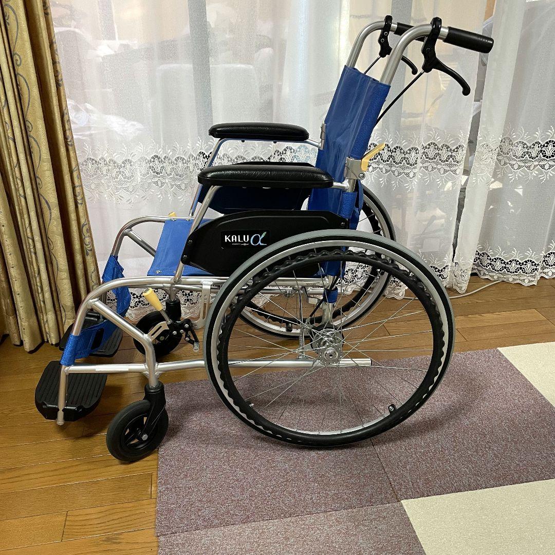 ♿️自走式 車椅子 最軽量10.2kg コンパクトタイプ⭐️ノーパンクタイヤ