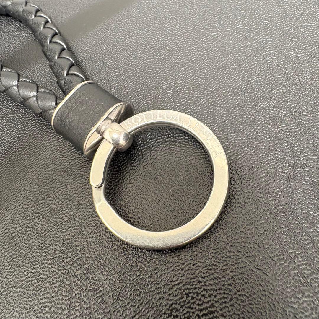 ボッテガ　ヴェネタ キーホルダー　イントレチャート キーリング　ブラック