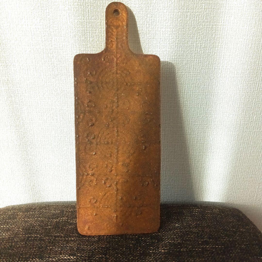 大野素子さん　陶製カッティングボード