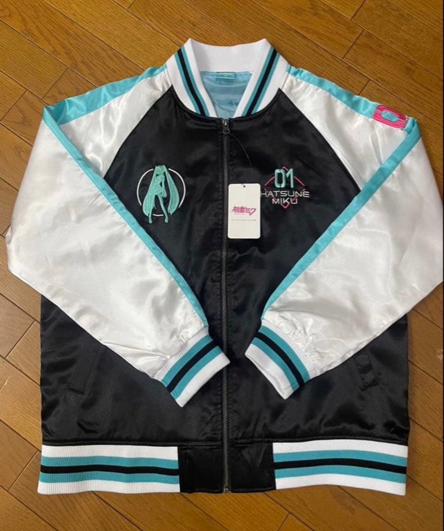 【新品 Lサイズ】初音ミク スカジャン HATSUNE MIKU