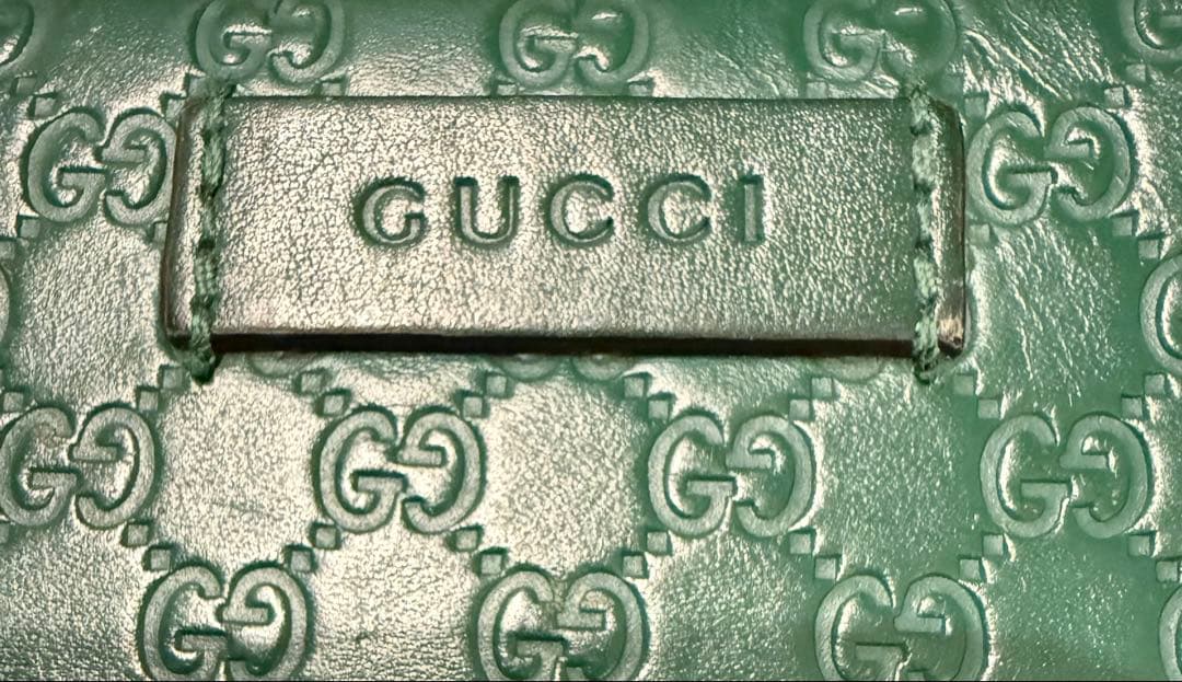 GUCCI グリーンレザーケース