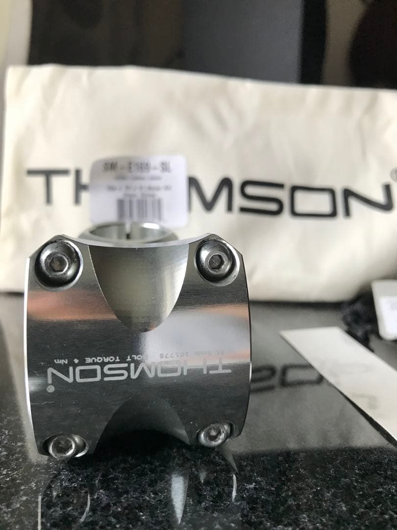 THOMSON elite x4 70mm 10° silver ステム