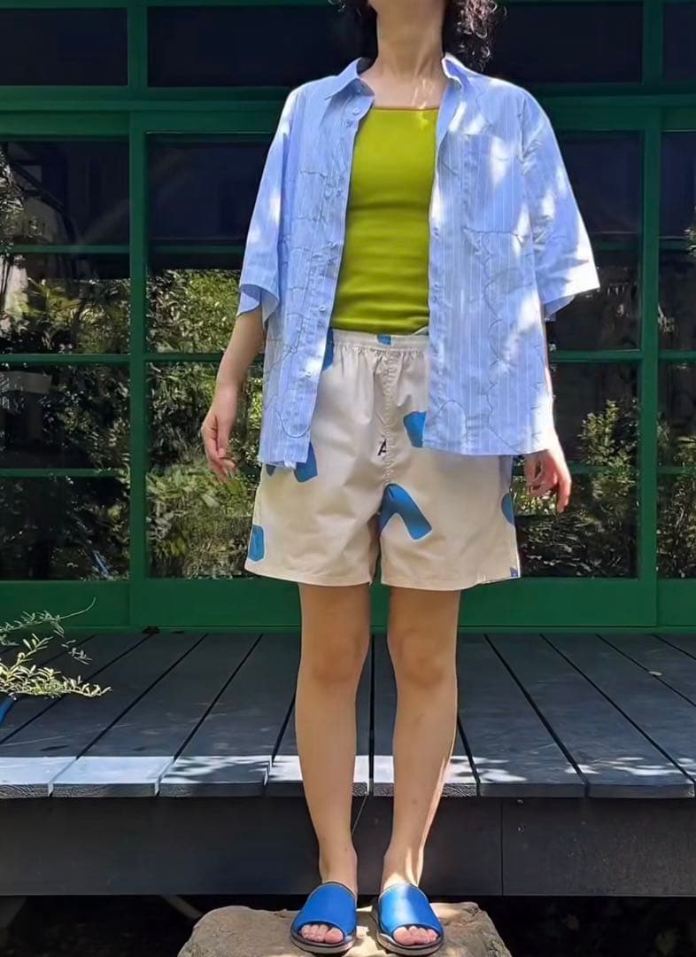PAMM 寛大なインテリアのストライプ刺繍シャツ ブルー