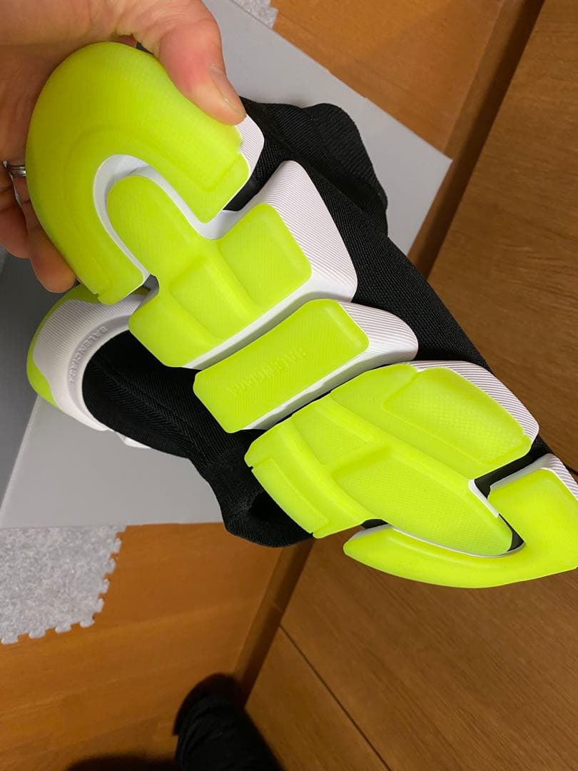 【新品/訳有り】 BALENCIAGA スピードトレーナー 2