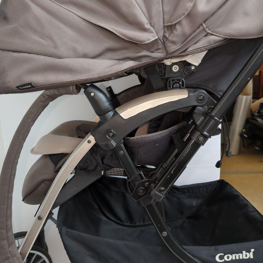 Combi ホワイトレーベル CWL アンブレッタ 4キャス エッグショック